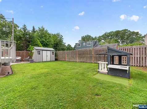 246 Hickory Street Twp Of Washington NJ 07676
