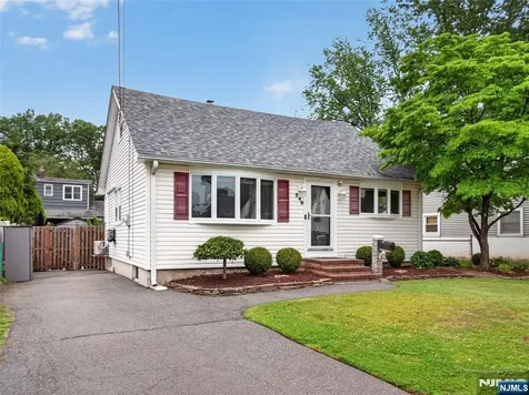 246 Hickory Street Twp Of Washington NJ 07676