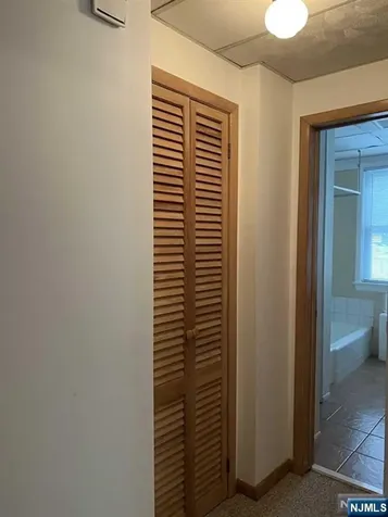 211 Paterson Avenue Midland Park NJ 07432