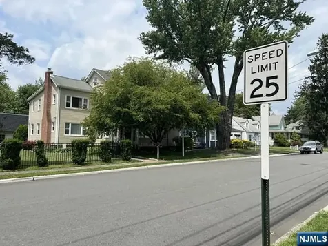 211 Paterson Avenue Midland Park NJ 07432