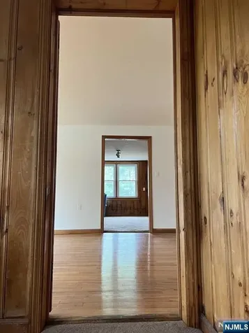 211 Paterson Avenue Midland Park NJ 07432