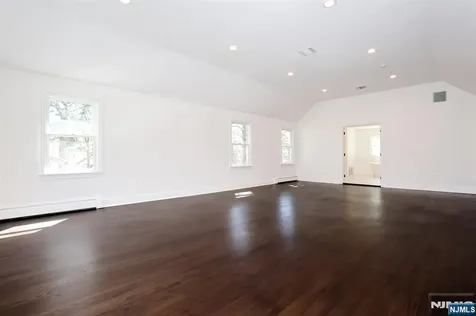 337 Franklin Haworth NJ 07641