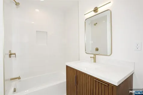 337 Franklin Haworth NJ 07641