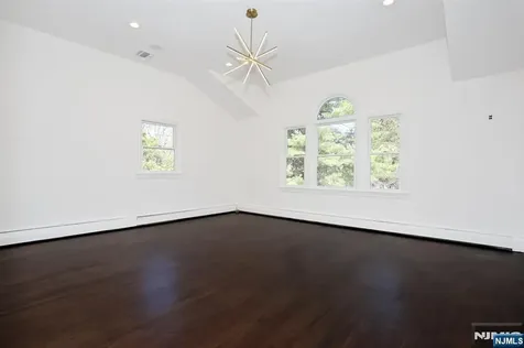 337 Franklin Haworth NJ 07641