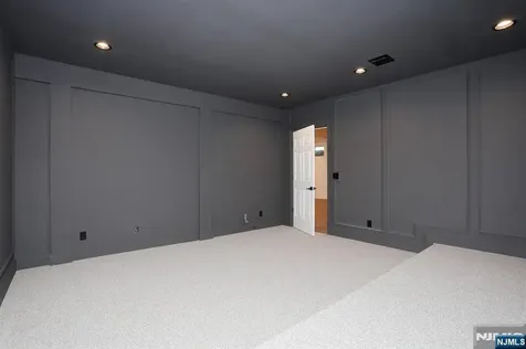 337 Franklin Haworth NJ 07641