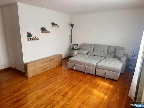239 Riverview Place Cliffside Park NJ 07010
