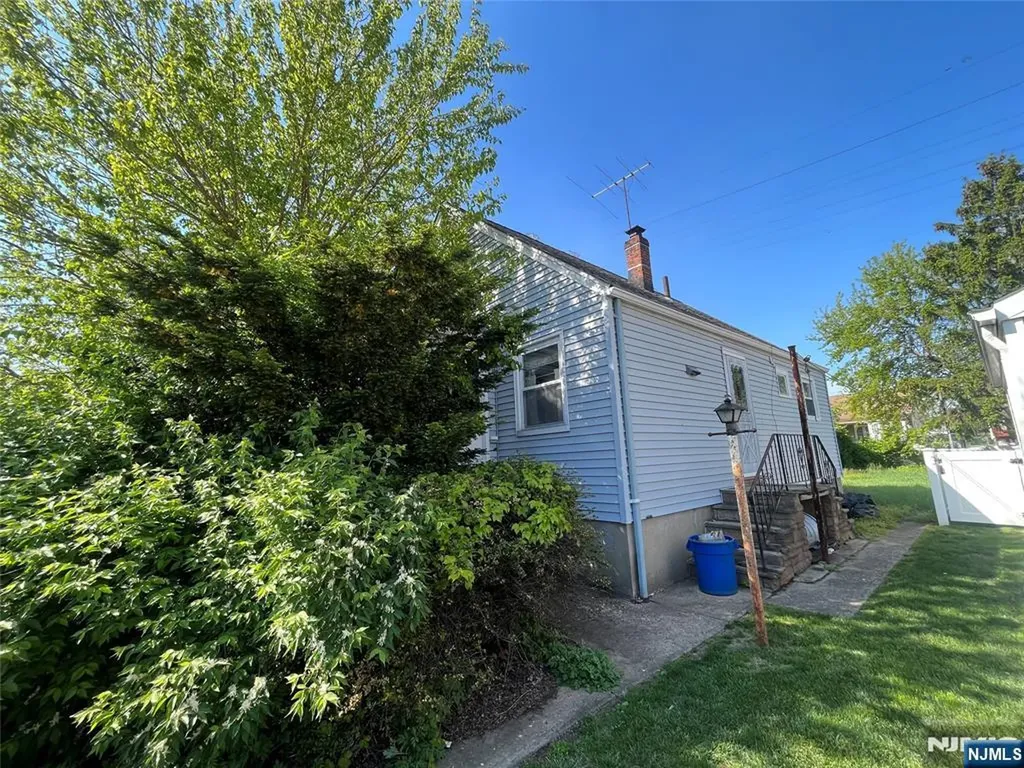 236 Boston Avenue North Arlington NJ 07031