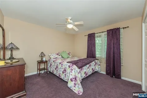 37 Thomas Wayne NJ 07470