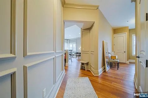 1302 The Plaza Tenafly NJ 07670