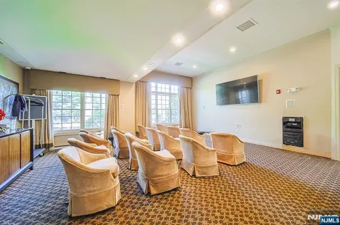 1302 The Plaza Tenafly NJ 07670