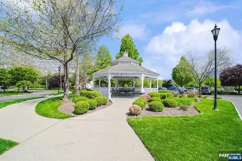 1302 The Plaza Tenafly NJ 07670