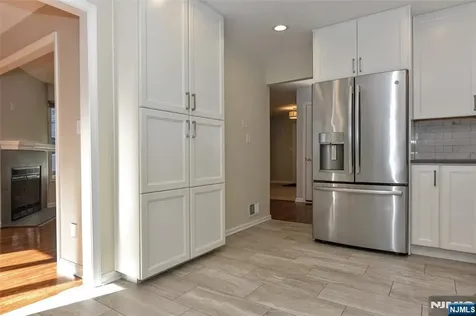 5 Hansen Place Wayne NJ 07470