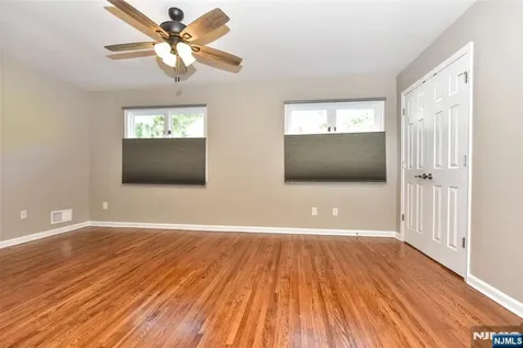 5 Hansen Place Wayne NJ 07470