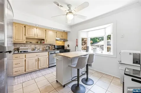 33 Mattocks Place Closter NJ 07624
