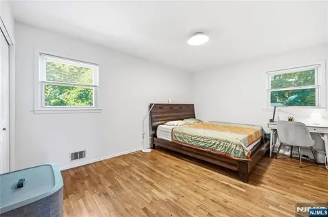 33 Mattocks Place Closter NJ 07624