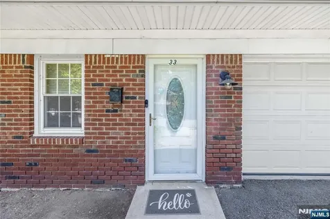 33 Mattocks Place Closter NJ 07624