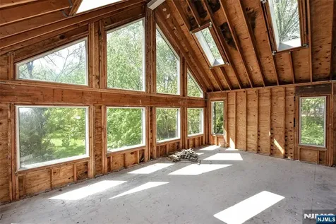 962 Arapaho Trail Franklin Lakes NJ 07417