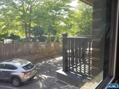570 North Avenue Fort Lee NJ 07024