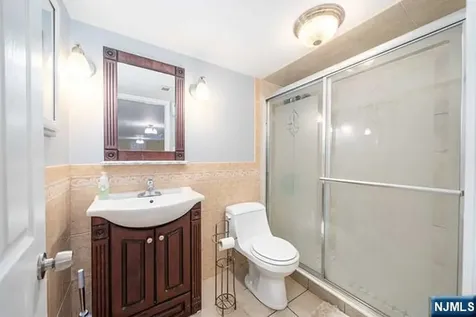 214 Columbus Place Cliffside Park NJ 07010