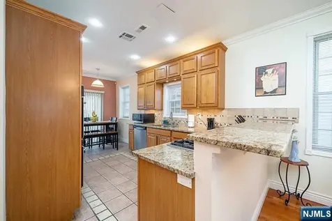 214 Columbus Place Cliffside Park NJ 07010