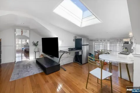 214 Columbus Place Cliffside Park NJ 07010