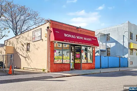 37 Fair Street Hackensack NJ 07601