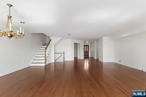119 Panorama Drive Edgewater NJ 07020