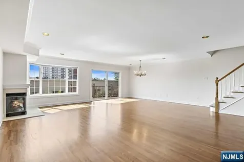 119 Panorama Drive Edgewater NJ 07020