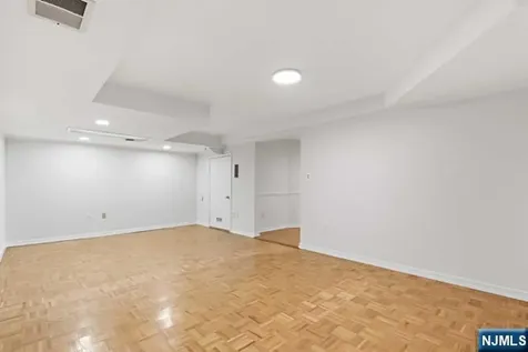 119 Panorama Drive Edgewater NJ 07020