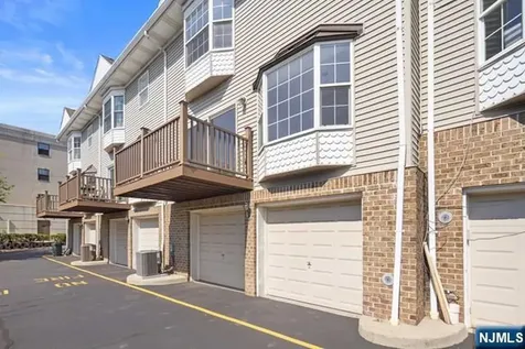 119 Panorama Drive Edgewater NJ 07020