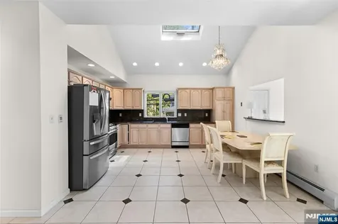 499 Morse Avenue Ridgefield NJ 07657