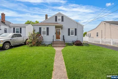 101 Westminster Place Saddle Brook NJ 07663