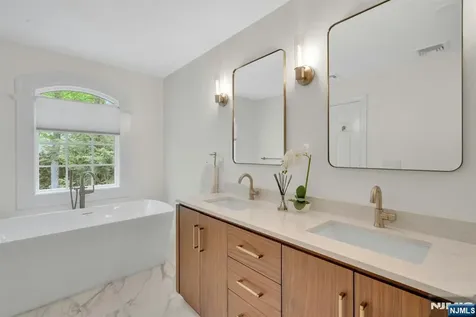 48 Hopper Farm Road Upper Saddle River NJ 07458