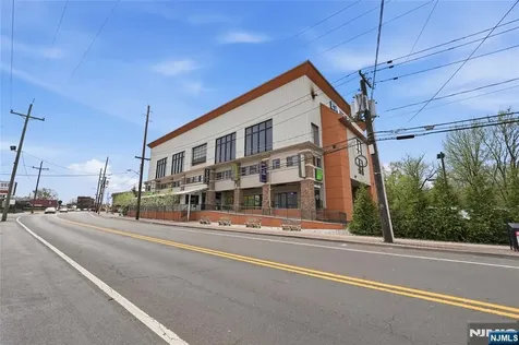517 River Drive Garfield NJ 07026