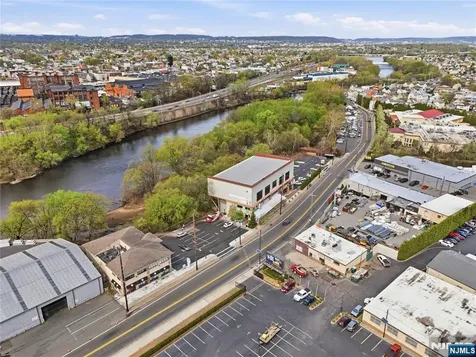 517 River Drive Garfield NJ 07026