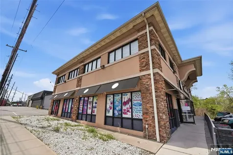 517 River Drive Garfield NJ 07026