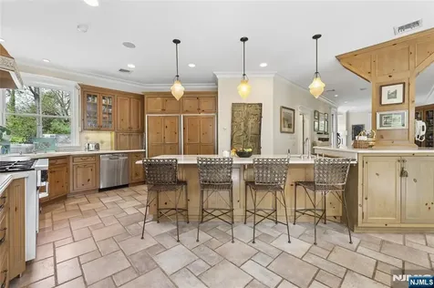 128 Westervelt Avenue Tenafly NJ 07670