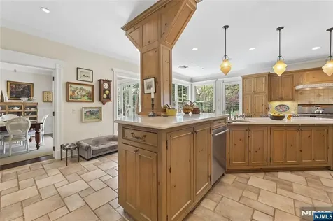 128 Westervelt Avenue Tenafly NJ 07670