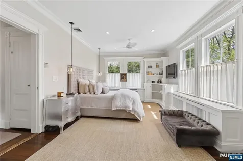 128 Westervelt Avenue Tenafly NJ 07670