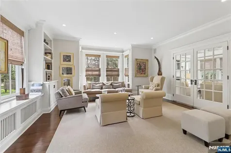 128 Westervelt Avenue Tenafly NJ 07670