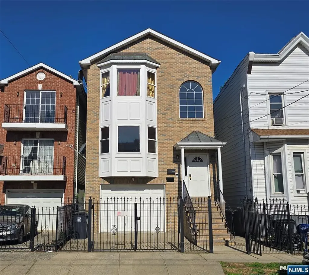 22 Wakeman Avenue Newark NJ 07104