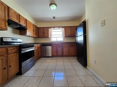 22 Wakeman Avenue Newark NJ 07104