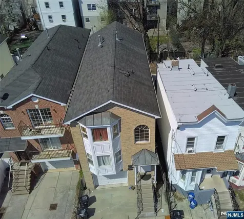22 Wakeman Avenue Newark NJ 07104