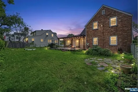2 Lloyd Place Belleville NJ 07109