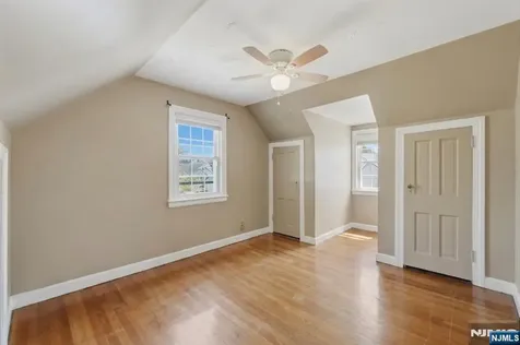 2 Lloyd Place Belleville NJ 07109