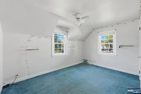 2 Lloyd Place Belleville NJ 07109
