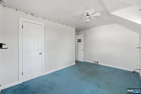 2 Lloyd Place Belleville NJ 07109