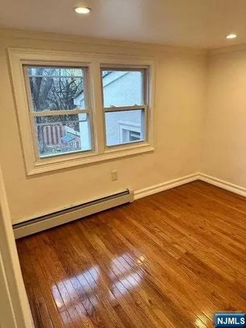 67 Chamberlain Avenue Elmwood Park NJ 07407