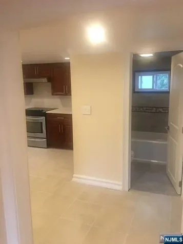 67 Chamberlain Avenue Elmwood Park NJ 07407