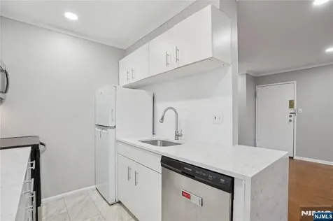 56 68th Street Guttenberg NJ 07093